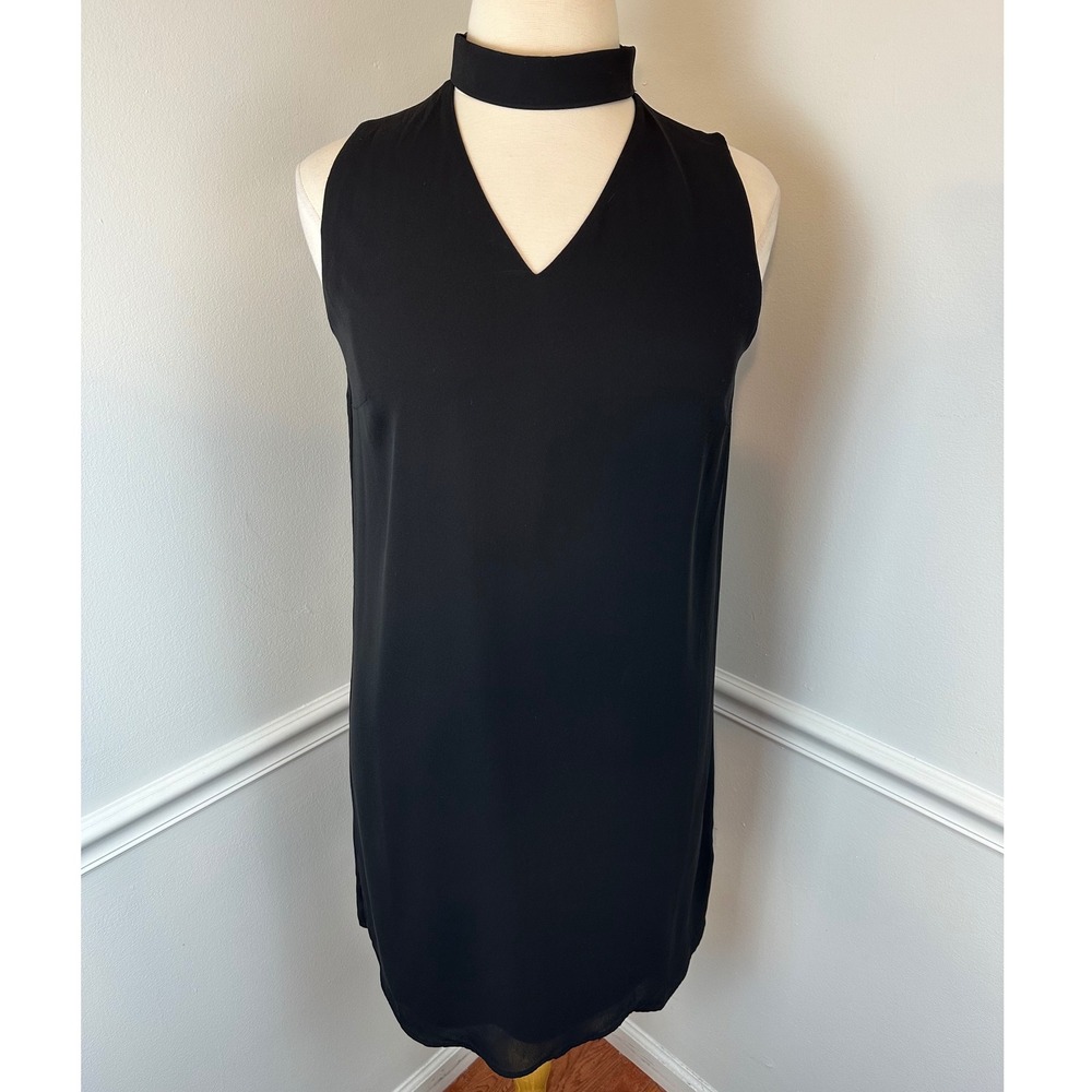 BANANA REPUBLIC Sleeveless Black Choker V-Neck Neck Shift Dress | 14